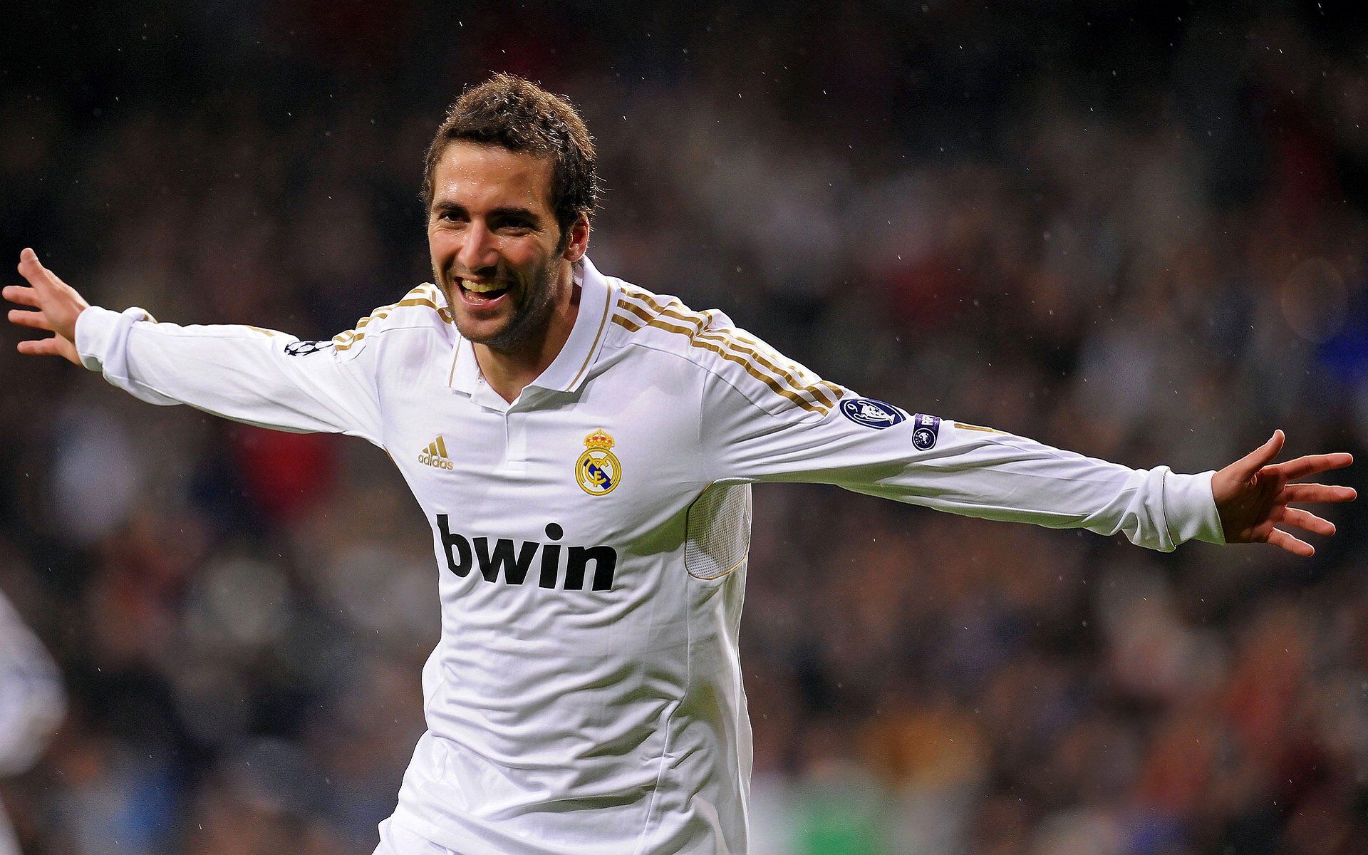 爱游戏体育-诺埃·庞蒂赛后感谢团队支持，庞蒂克菲耶罗